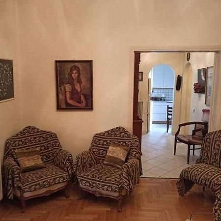 Classical Apartment At Lycabetus Hill Ateny Zewnętrze zdjęcie