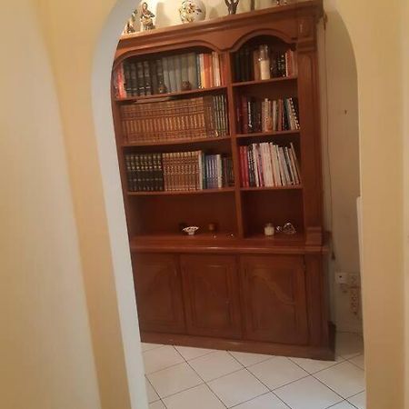 Classical Apartment At Lycabetus Hill Ateny Zewnętrze zdjęcie
