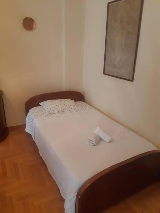 Classical Apartment At Lycabetus Hill Ateny Zewnętrze zdjęcie